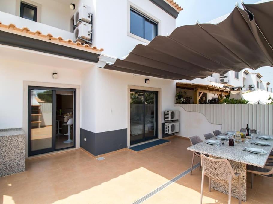 Вилла Magnolia O House - Pool View & Privat Garden & Garage Албуфейра Экстерьер фото