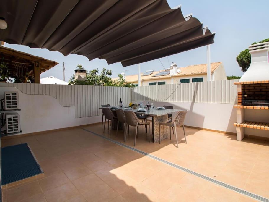 Вилла Magnolia O House - Pool View & Privat Garden & Garage Албуфейра Экстерьер фото