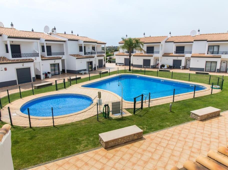 Вилла Magnolia O House - Pool View & Privat Garden & Garage Албуфейра Экстерьер фото
